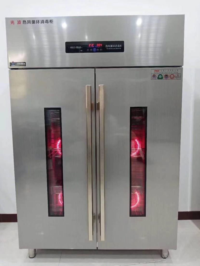 蘇州廚房設(shè)備|商用廚房設(shè)備為什么要選擇用不銹鋼材質(zhì)